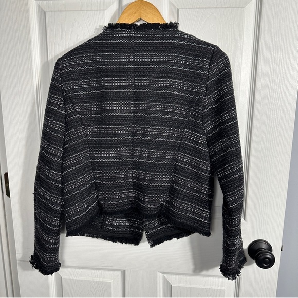 Adrienne Vittadini open front jacket, size small, black, raw edges, spring - Picture 8 of 10